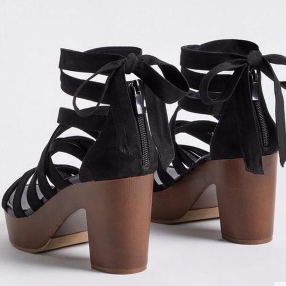 Torrid Black Faux Suede Strappy Ankle Wrap Clog Heels Size 9 WW - Picture 2 of 16